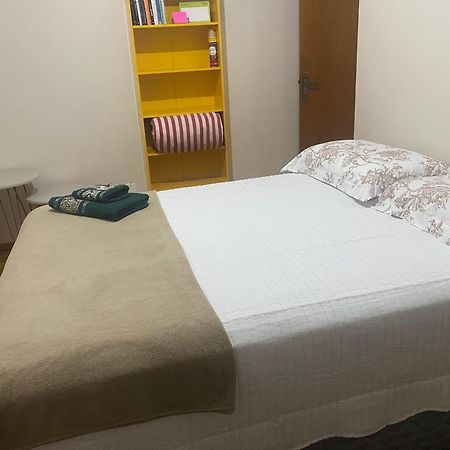 Quarto Em Ap Compartilhado No Centro De Concórdia Esterno foto